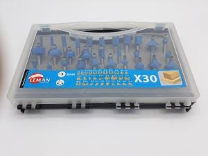 Coffret alu avec 30 fraises au carbure pour défonceuses LEMAN