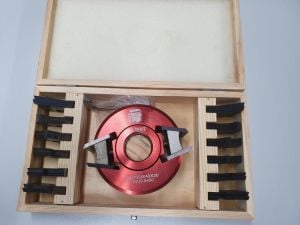 Coffret porte outils hauteur 40 - alesage 30 + 6 jeux de fers et contre fers Holzmann 